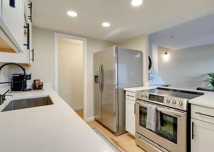 Holiday home 2 Mi To Old Town: W/ Pool Access & Patio