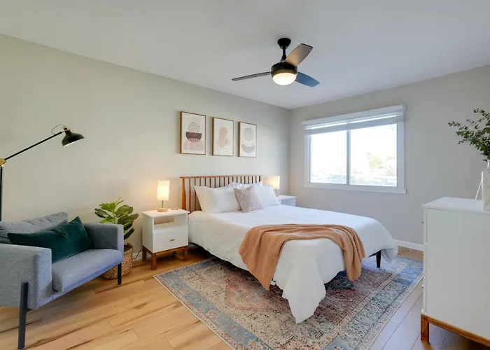 2 Mi To Old Town: W/ Pool Access & Patio Holiday home Scottsdale